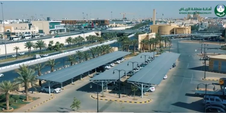 أمانة الرياض تعزز الاستدامة البيئية بمبادرة جديدة للطاقة الشمسية