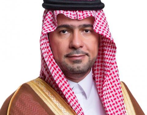 الحقيل يوجه بمنح مستفيدي منتج “البناء الذاتي” و”أرض وقرض” مهلة تصل إلى 16 شهرًا إضافية لإكمال مراحل بناء منازلهم