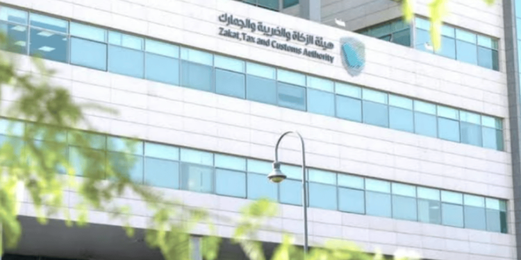 «الزكاة»: فرض الرسوم الجمركية بنسبة 5% من قيمة المركبة عند استيرادها