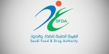 'الغذاء والدواء': 4 آلاف مستورد لمنتجات التجميل