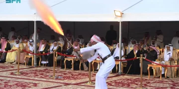 الفنون الشعبية تجذب السياح لمهرجانات عسير