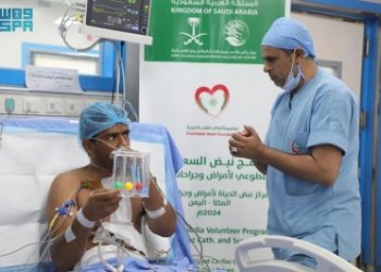 المملكة تداوي المحتاجين واللاجئين بـ 4 دول