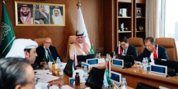 المملكة تقود خطة لانفتاح الإعلام العربي عالمياً