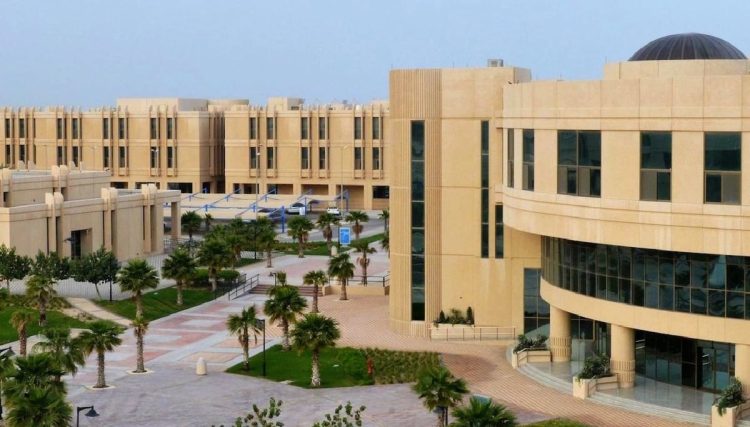 جامعة الإمام عبدالرحمن بن فيصل تختتم برنامج " القادة النجوم"