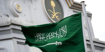 ستغلق اليوم.. سفارة المملكة في الفلبين تُهيب بالمواطنين توخي الحيطة والحذر من إعصار كارينا