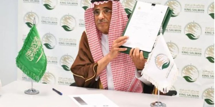 «سلمان للإغاثة» يوقع برنامجا تنفيذيا لدعم العائدين إلى إثيوبيا بالخدمات اللوجستية والإيوائية