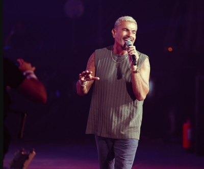 عمرو دياب يشعل مسرح محمد عبده