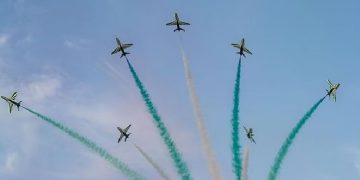 فريق الصقور السعودية يواصل استعراضاته الجوية في المعرض العالمي "RIAT 2024"