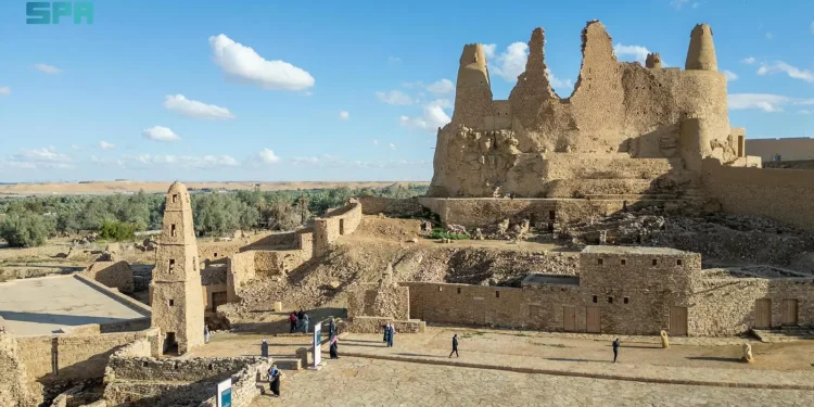 قلعة مارد .. وجهة لعشاق الآثار والمواقع التاريخية بمنطقة الجوف