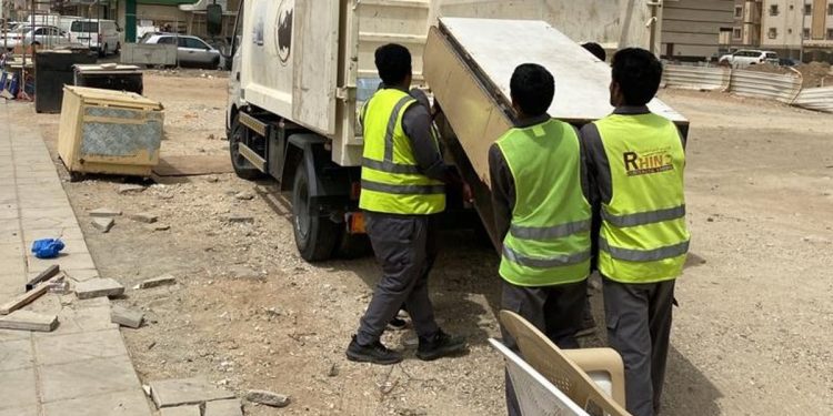 أمانة جدة تكافح التشوه البصري وتتعقب البيع العشوائي