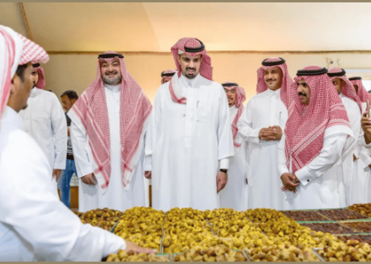 أمين منطقة الرياض يدشّن النسخة الثالثة من موسم عتيقة للتمور