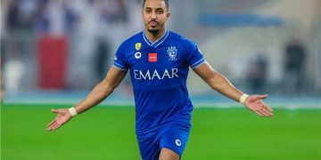 الدوسري يقود الهلال أمام الأهلي في نصف نهائي كأس السوبر