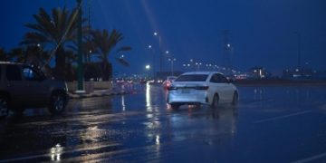 'الديمة'.. صواعق غير مسبوقة على جازان