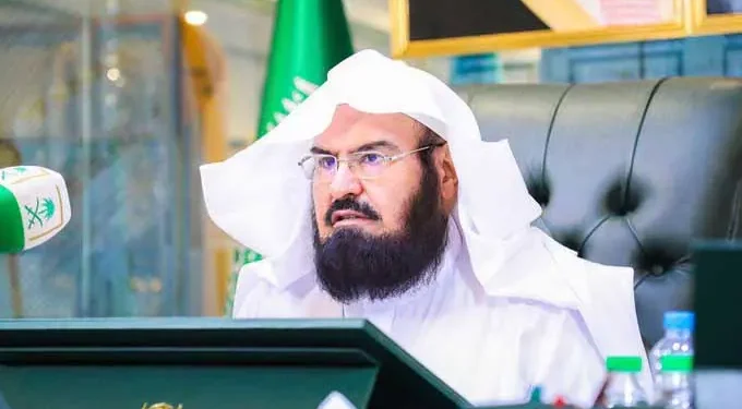 السديس يُدشن الموقع الإلكتروني الخاص بندوة الفتوى في الحرمين الشريفين