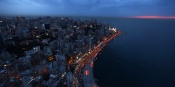 انقطاع الكهرباء عن كل أنحاء لبنان