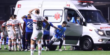 بسبب حادثة إزكيردو.. الأوروجواي تعلق أنشطة كرة القدم