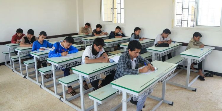تدشين اختبارات القبول بمجمع الموهوبين الذي أنشأه البرنامج السعودي لتنمية وإعمار اليمن استعدادًا لانطلاق العملية التعليمية في مأرب