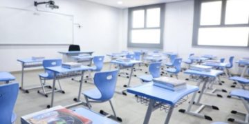 تعليق الدراسة الحضورية بالمدينة