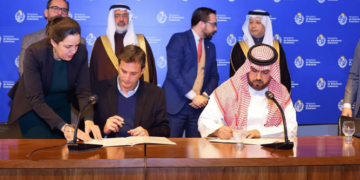 توقيع مذكرة تفاهم لإنشاء مجلس أعمال مشترك بين اتحاد الغرف السعودية واتحاد المصدرين في الأوروغواي