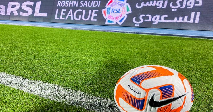 حكام دوري روشن يختتمون برنامجهم الإعدادي للموسم الرياضي 2024 ـ 2025