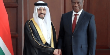 سفير خادم الحرمين الشريفين لدى جنوب أفريقيا يُقدّم أوراق اعتماده 
