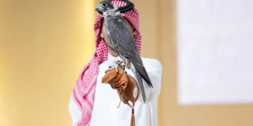 مزرعة بريطانية تبيع 4 صقور بربع مليون ريال في الليلة العاشرة لمنصة المزاد الدولي