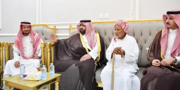 نائب أمير جازان يعزّي في وفاة الشبلي وزوجته المتوفين بحادثة سقوط جسر قرية رديس