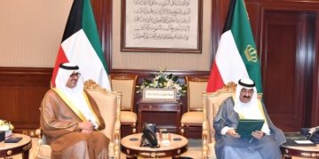 ولي العهد يدعو أمير الكويت لمبادرة مستقبل الاستثمار
