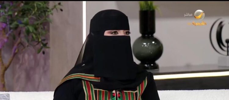 خبيرة المظهر منيرة العبدالله تعلّق على أزياء بعض المشاهير