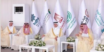 الأمير سعود بن طلال يدشّن انطلاقة موسم صرام تمور الأحساء