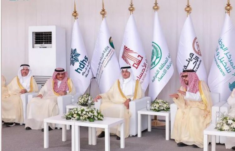 الأمير سعود بن طلال يدشّن انطلاقة موسم صرام تمور الأحساء