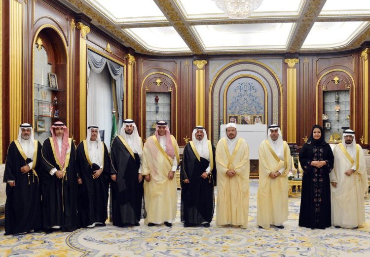 رئيس «الشورى» يستقبل عددًا من سفراء خادم الحرمين المعينين حديثًا لدى عددٍ من الدول