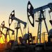 أسعار النفط تسجل مكاسب أسبوعية 4% بدعم خفض الفائدة الأمريكية