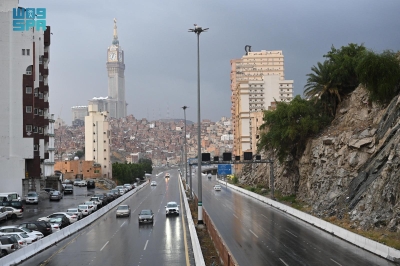 أمطار خفيفة وغزيرة على 9 مناطق