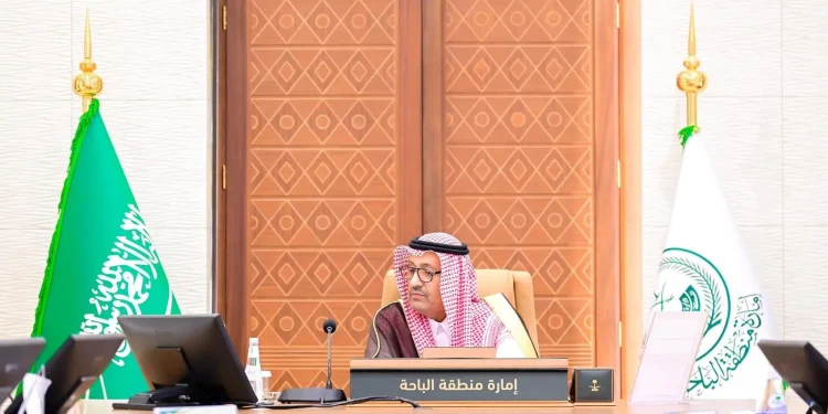 أمير الباحة يرأس اجتماع مناقشة المشاريع التنموية لفرع وزارة النقل بالمنطقة