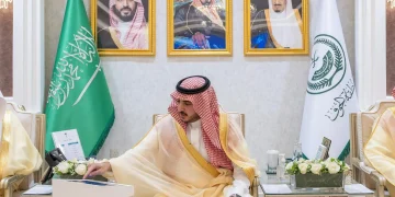 أمير الجوف يدشّن ويضع حجر الأساس لـ 28 مشروعًا تنمويًا بتكلفة تجاوزت 885 مليون ريال