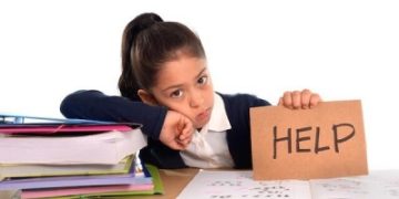 استشاري: ضعف مستوى الطالب قد يكون لأسباب مرضية