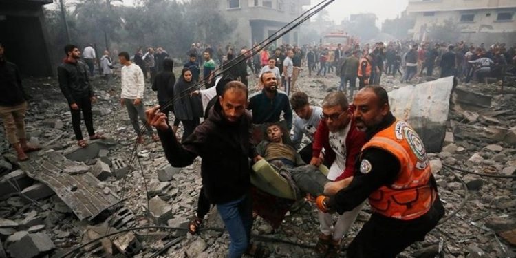 استشهاد طفلين فلسطينيين في رفح وإصابة العشرات في الخليل