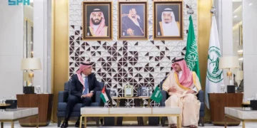 الأمير عبدالعزيز بن سعود يستقبل وزير الداخلية الأردني