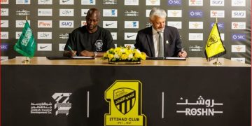 البرتغالي «دانيلو بيريرا» يوقّع للاتحاد لمدة عامين