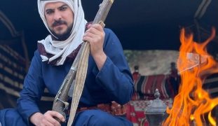 الخمايسة.. عاشقٌ وسبع ومروِّض في رمضان