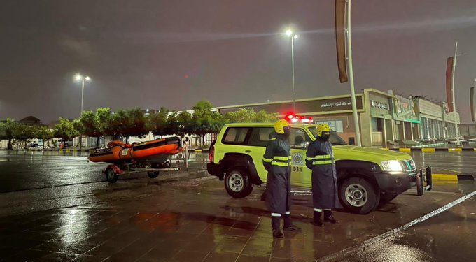 الدفاع المدني : استمرار هطول الأمطار الرعدية على بعض مناطق المملكة من يوم غدٍ الأربعاء حتى الأحد المقبل