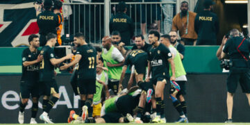 الزمالك يُتوج بالسوبر الإفريقي