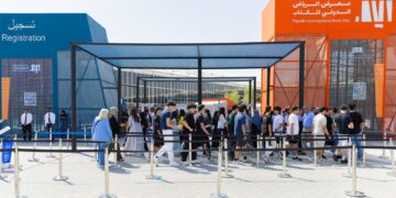 المعرض وجهة إثراء معرفي للطلاب.. الطلاب يتوافدون على معرض الرياض الدولي للكتاب