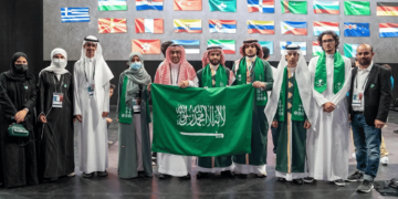 المنتخب السعودي للمعلوماتية يعود إلى أرض الوطن متوجًا بميداليتين عالميتين