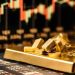 النفط يرتفع والذهب دون أعلى مستوى أسبوعي