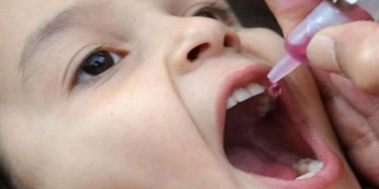 اليوم.. بدء تلقيح أطفال غزة ضد الشلل في المناطق غير المشمولة بوقف إطلاق