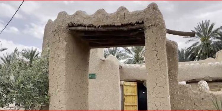 بالطراز النجدي.. مسجد المطلق التاريخي في حائل يروي حكاية 4 قرون