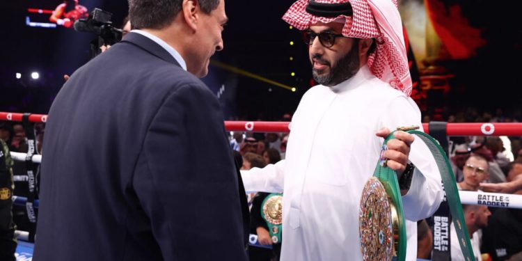 تركي آل الشيخ يتصدر قائمة الأشخاص الأكثر تأثيرا في الفنون القتالية