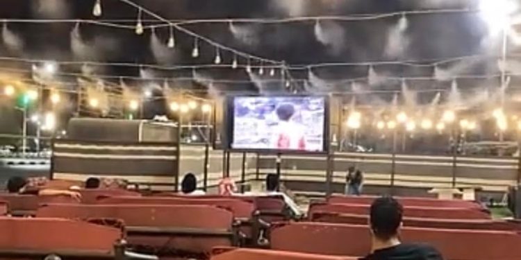 مرتادوا محلات "الشاي" في البكيرية يناشدون البلدية بإنشاء دورات مياه